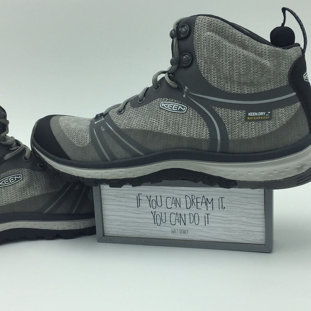 NWOT Keen Terradora Hiking Boots Size 8.5